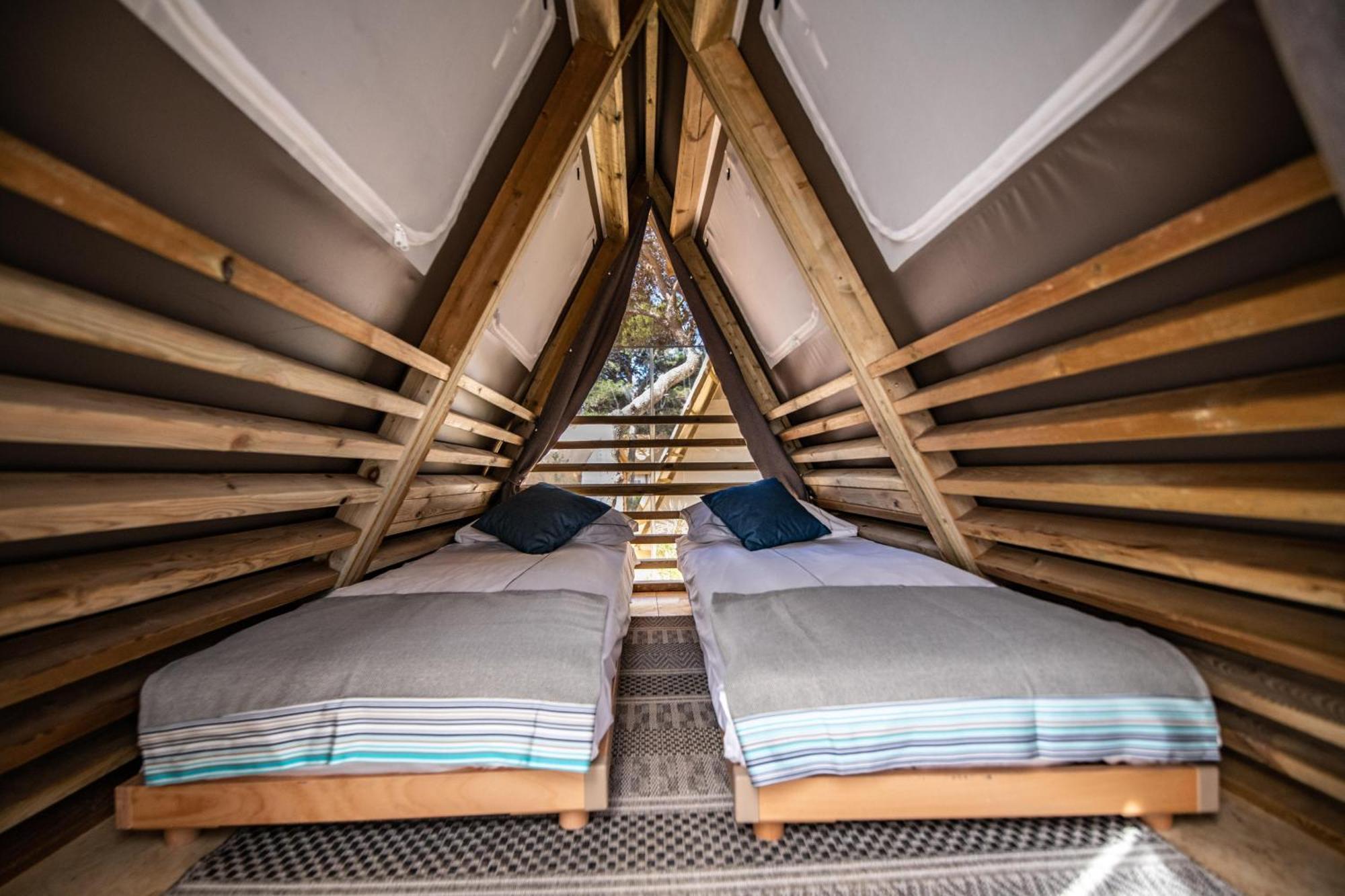 Arena One 99 Glamping Hotel Pomer Exterior photo